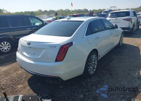 2017 Cadillac Ct6 Twin Turbo Luxury z USA, uszkodzony, nr VIN 1G6KE5R65HU199486